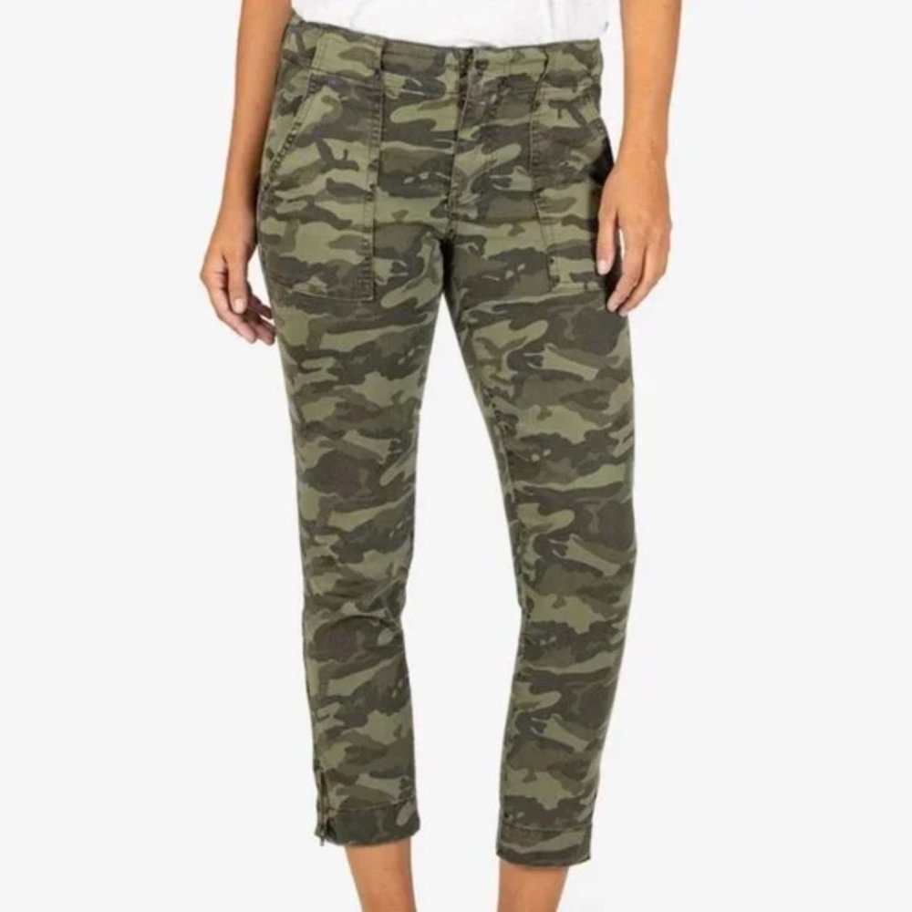 KUT from the Kloth - Reese Ankle Straight Leg Jean - Camo - size 10